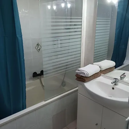 Chambre Privee Climatisee Chez Particulier, Wifi * Perpignan