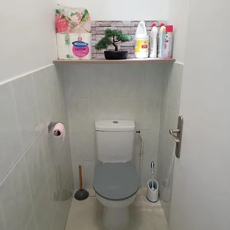 Privee Climatisee Chez Particulier, Wifi Privat bolig *