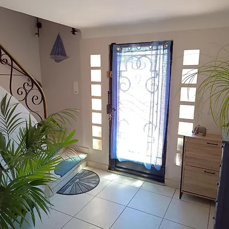 Rum i privatbostad Meuble, Wifi A 10 Minutes De La Plage, Linge Fourni *